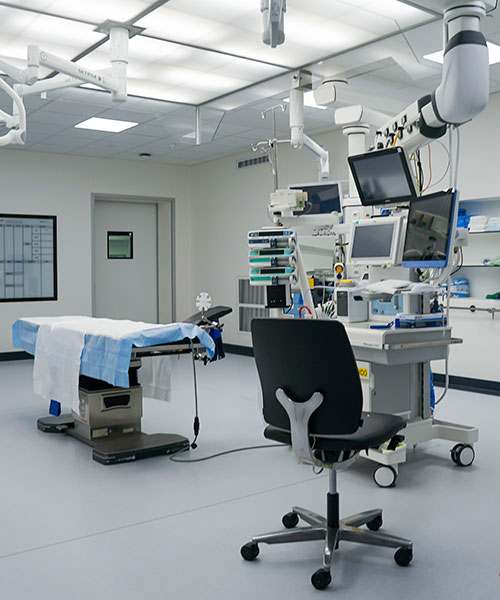 Operating Room With Medical Equipment And Surgical 2026 03 17 20 14 48 Utc MEDICAL